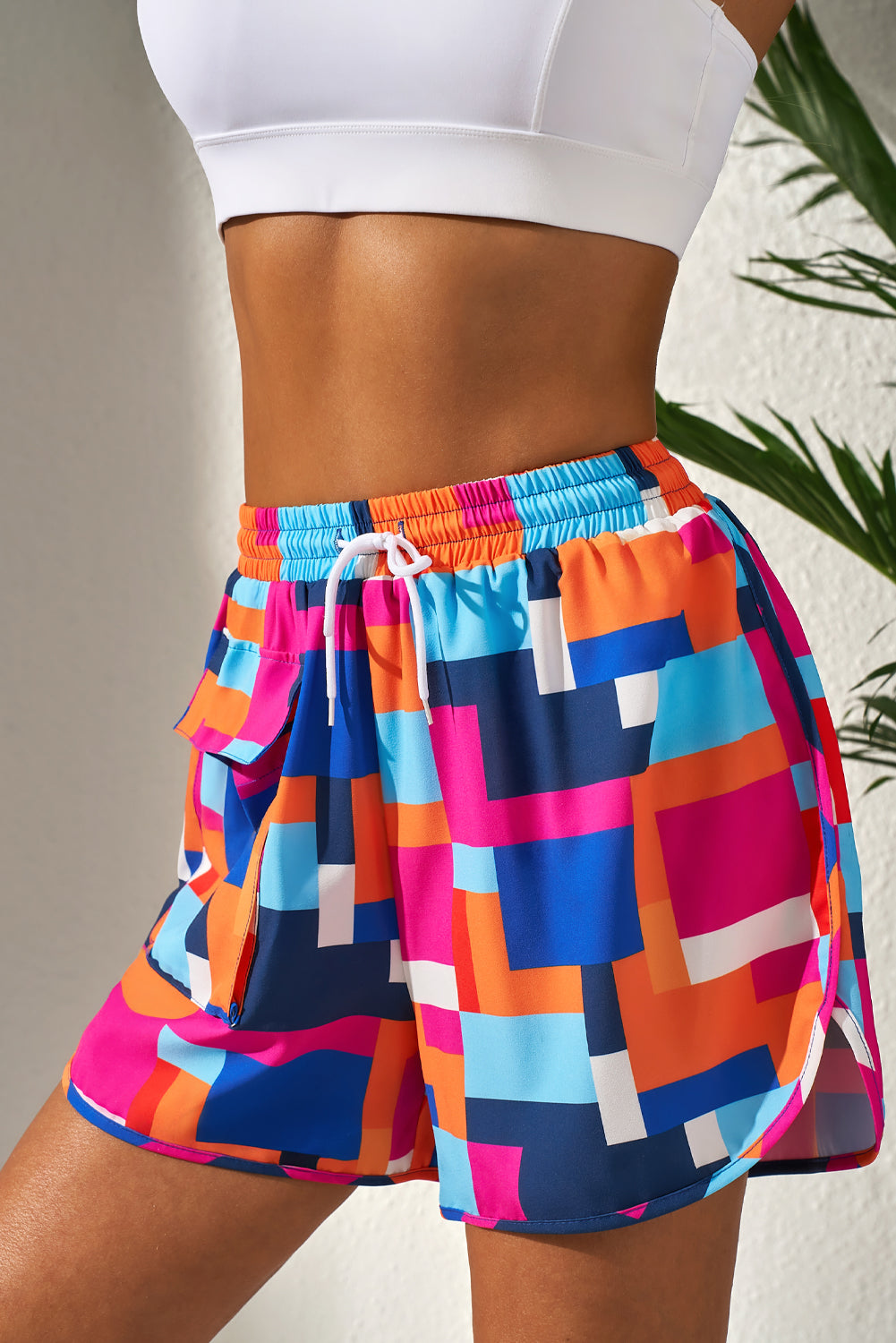 Rose Geometric Printed Drawstring Waist Beach Shorts with Pockets