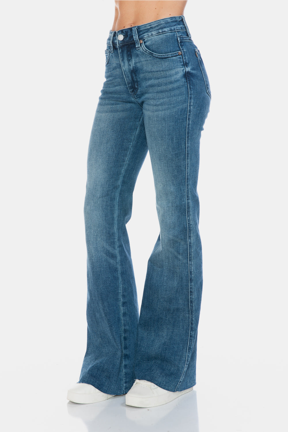 Judy Blue Full Size Tummy Control Cut Hem Flare JeansThe MR Tummy Control Vintage Wash Cut Hem Flare is a stylish and flattering pair of jeans. With its tummy control feature, it helps create a streamlined silhouette. Judy Blue Full Size Tummy Control Cut Hem Flare JeansPantsJudy Blue Full Size Tummy Control Cut Hem Flare Jeans