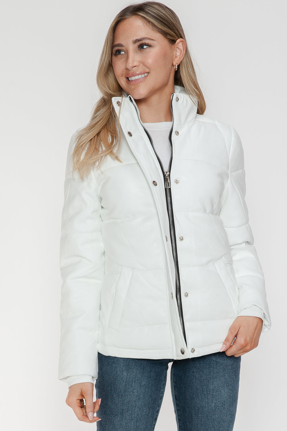 YMI Pocketed Zip Up Turtleneck Puffer JacketThe Pocketed Zip Up Turtleneck Puffer Jacket is a chic and practical choice for colder weather. With its cozy turtleneck design, zip-up front, and convenient pocketsYMI Pocketed ZipYMI Pocketed Zip