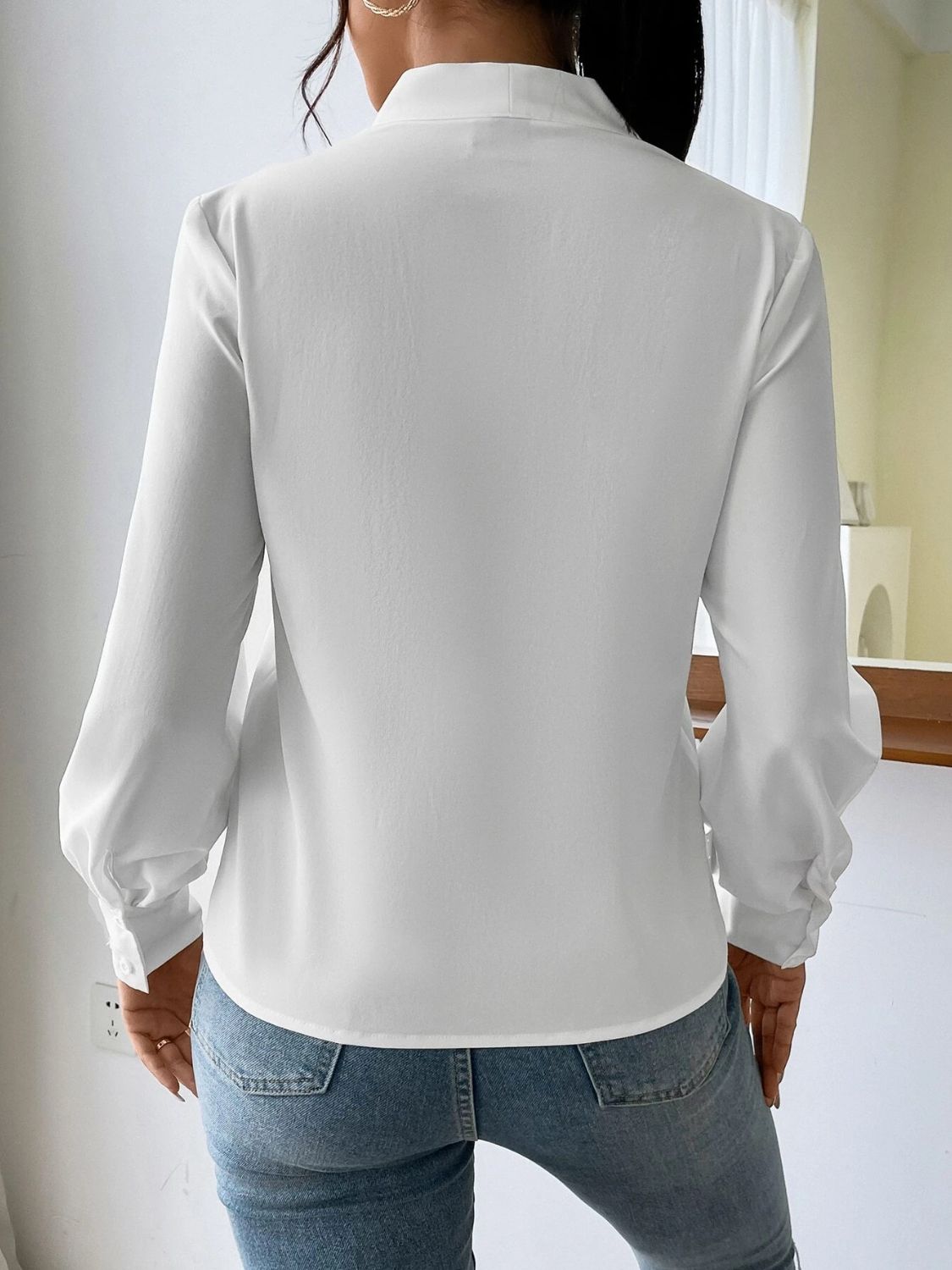 V Neck Long Sleeve TopFeatures: Basic style
Sheer: Opaque
Stretch: No stretch
Material composition: 100% polyester
Care instructions: Machine wash cold. Tumble dry low.
Imported
Product MNeck Long Sleeve TopTee ShirtNeck Long Sleeve Top