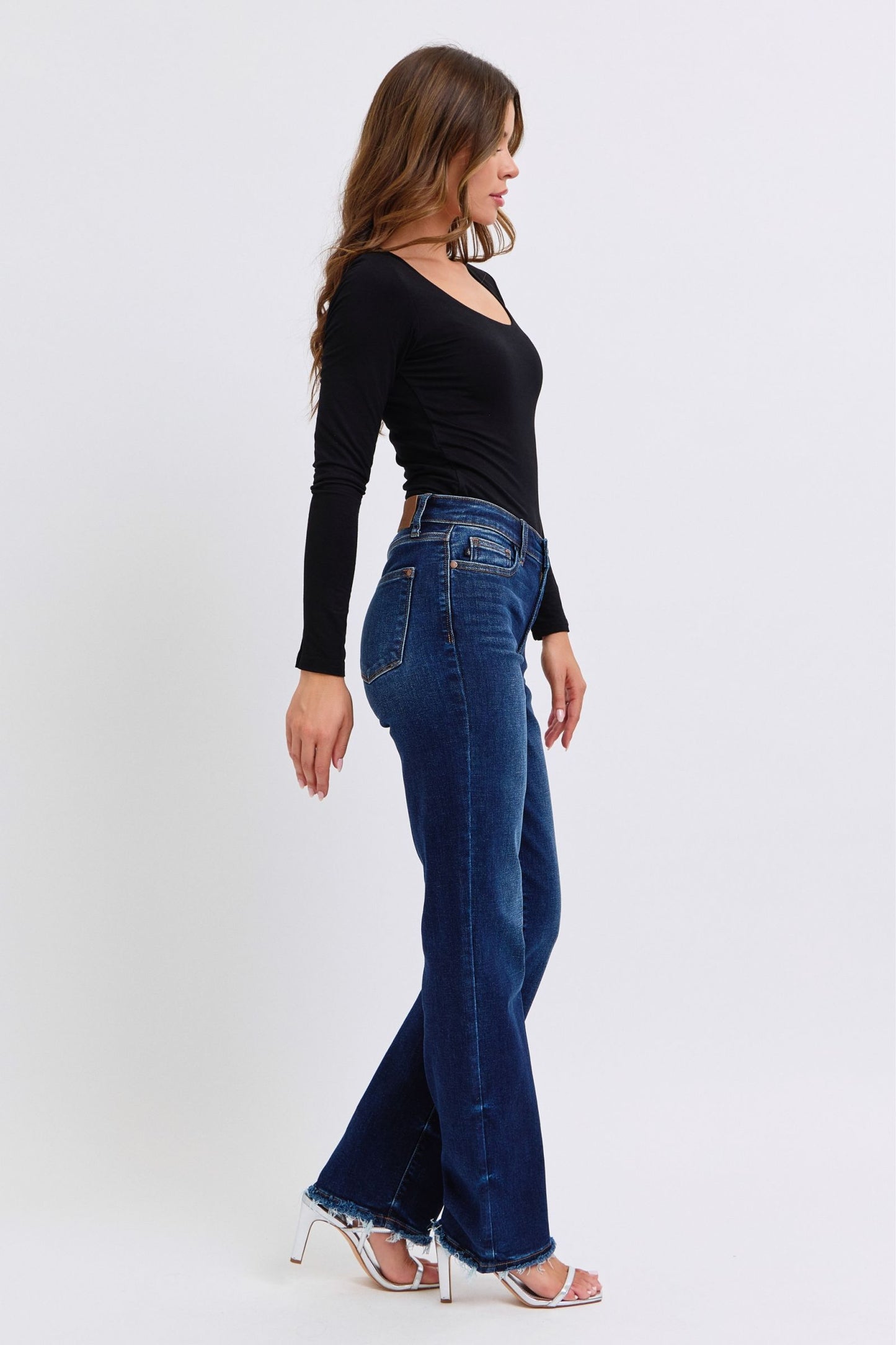 Judy Blue Full Size Raw Hem Straight Leg JeansRaw Hem Straight Leg Jeans are a versatile and timeless addition to your wardrobe. The raw hem adds a touch of edge, while the straight leg style offers a flatteringJudy Blue Full Size Raw Hem Straight Leg JeansPantsJudy Blue Full Size Raw Hem Straight Leg Jeans