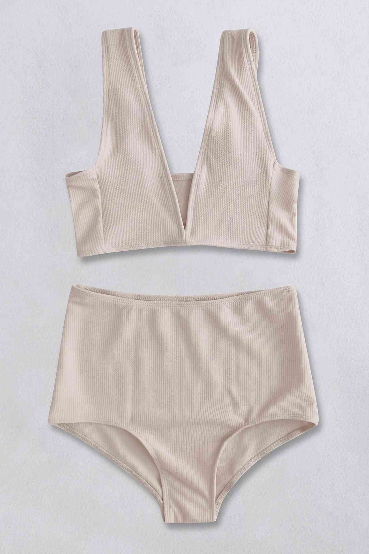 Ribbed V-Neck Bikini SetPattern: Solid
Features: Ribbed, high waist, sleeveless, no paddings, lined, underwire not included
Neckline: V-neck
Product measurements:
Top:S: bust 24-28 in, leng2 piece bikin2 piece bikin