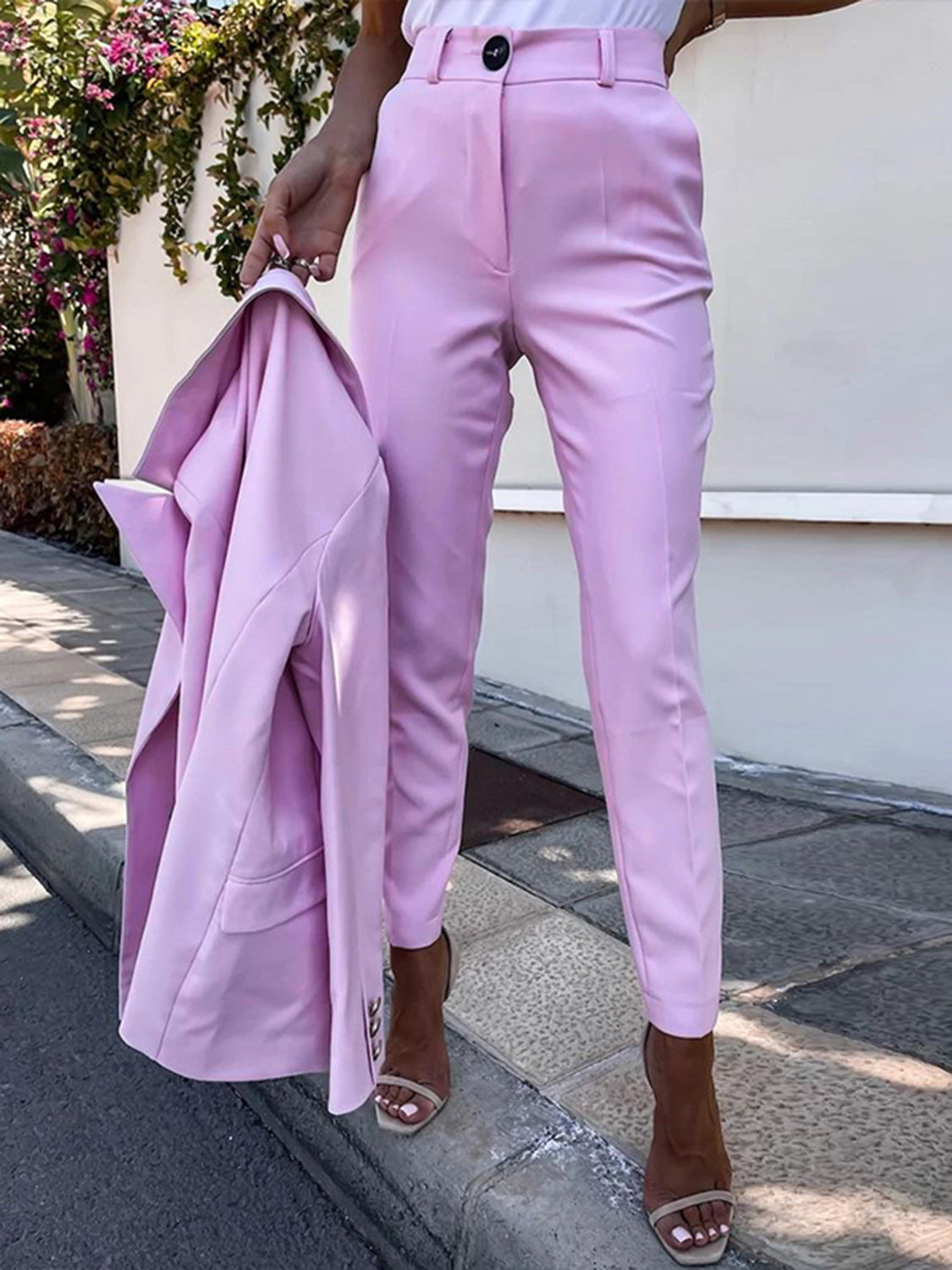 Lapel Collar Long Sleeve Blazer and Pants SetFeatures: Basic style
Number of pieces: Two-piece
Stretch: Slightly stretchy
Material composition: 95% polyester, 5% spandex
Care instructions: Machine wash cold. TuLapel Collar Long Sleeve BlazerLapel Collar Long Sleeve Blazer