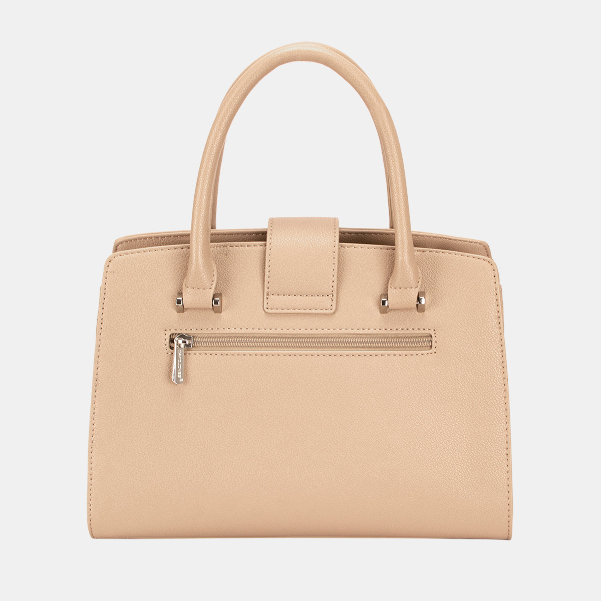 David Jones PU Leather HandbagThis PU Leather Handbag is a stylish and practical accessory for everyday use. Crafted from durable PU leather, it offers a sleek and sophisticated look. The spaciouDavid Jones PU Leather HandbagDavid Jones PU Leather Handbag