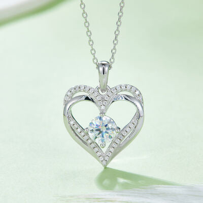 1.2 Carat Moissanite 925 Sterling Silver Heart NecklacePieces: 1-piece
Includes: Moissanite jewelry over 0.3 carats includes a certificate of stone properties. Limited warranty included, please contact us for any issues 2 Carat Moissanite 925 Sterling Silver Heart Necklace2 Carat Moissanite 925 Sterling Silver Heart Necklace