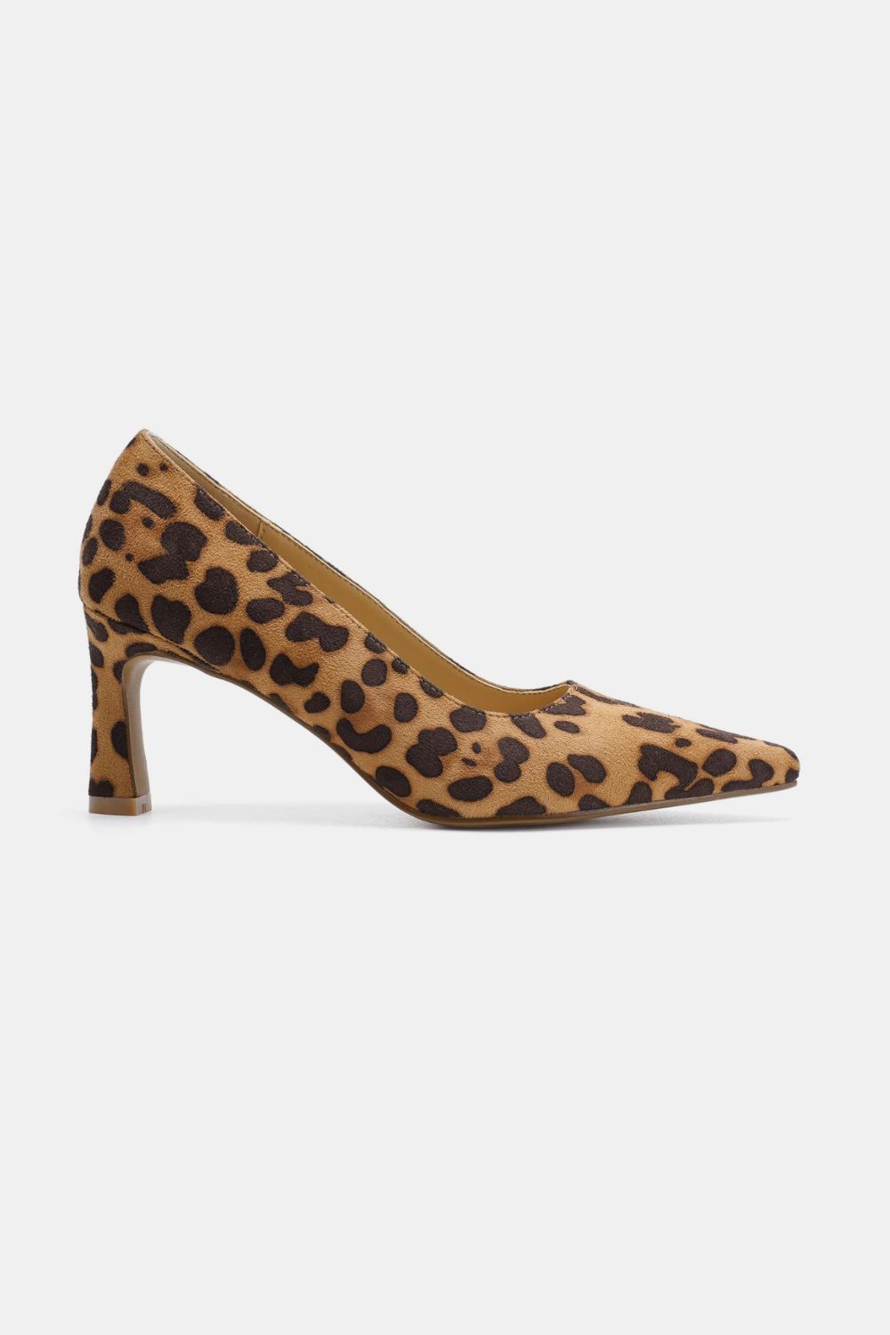 Beast Fashion Faux Suede Leopard Point Toe PumpsFaux Suede Leopard Point Toe Pumps are a fierce and stylish footwear choice. These pumps feature a faux suede material with a leopard print design, adding a bold andBeast Fashion Faux Suede Leopard Point Toe PumpsBeast Fashion Faux Suede Leopard Point Toe Pumps