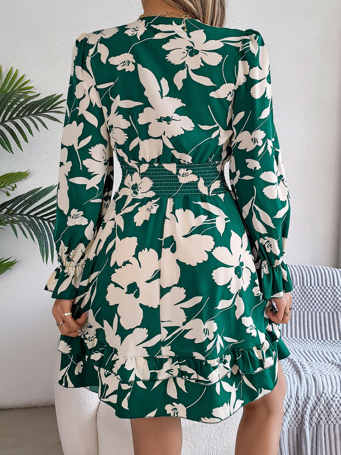 Tied Ruffled Printed Long Sleeve DressFeatures: Ruffled, Tied
Sheer: Opaque
Stretch: No stretch
Body: Not lined
Material composition: 100% polyester
Care instructions: Machine wash cold. Tumble dry low.
Tied Ruffled Printed Long Sleeve DressTied Ruffled Printed Long Sleeve Dress