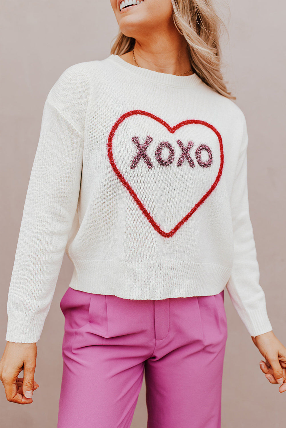 XOXO Round Neck Drop Shoulder SweaterFeatures: Basic style
Stretch: Slightly stretchy
Material composition: 55% acrylic, 45% rayon
Care instructions: Machine wash cold. Tumble dry low.
Imported
Product XOXO Round Neck Drop Shoulder SweaterXOXO Round Neck Drop Shoulder Sweater