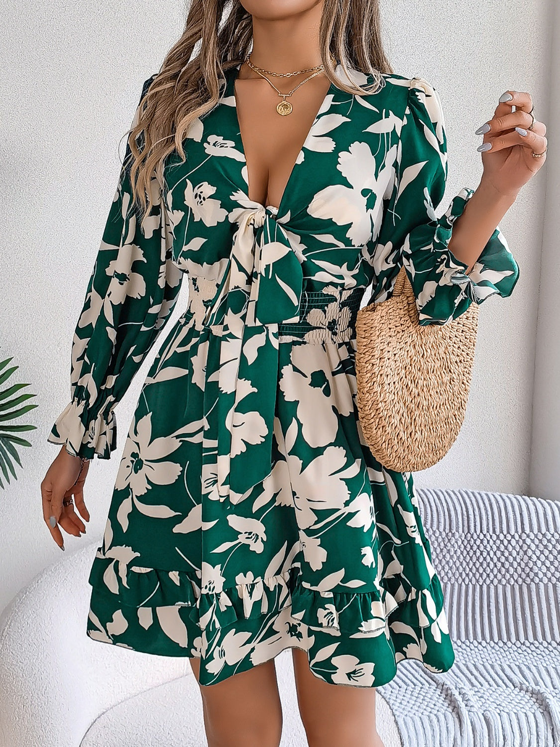 Tied Ruffled Printed Long Sleeve DressFeatures: Ruffled, Tied
Sheer: Opaque
Stretch: No stretch
Body: Not lined
Material composition: 100% polyester
Care instructions: Machine wash cold. Tumble dry low.
Tied Ruffled Printed Long Sleeve DressTied Ruffled Printed Long Sleeve Dress