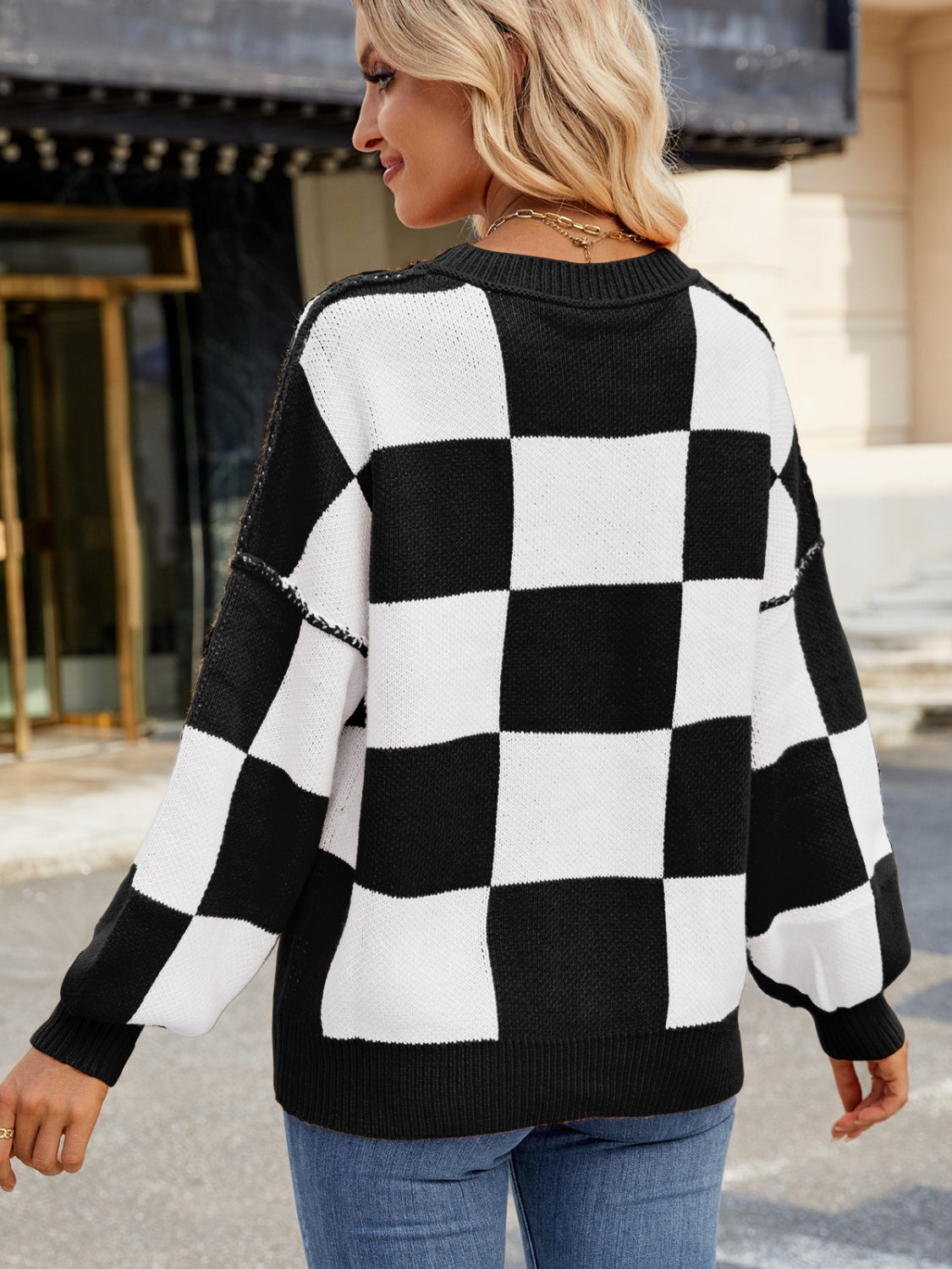 Checkered Round Neck Long Sleeve SweaterFeatures: Basic style
Stretch: Slightly stretchy
Material composition: 100% acrylic
Care instructions: Machine wash cold. Tumble dry low.
Imported
Product MeasuremenCheckered Round Neck Long Sleeve SweaterCoatsCheckered Round Neck Long Sleeve Sweater