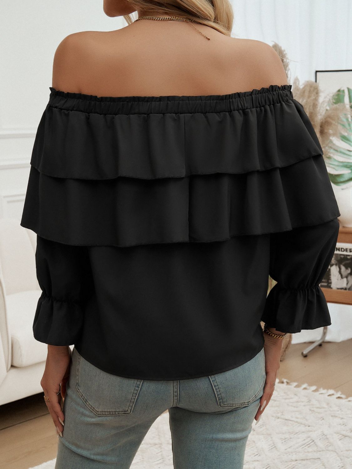 Devine Off-Shoulder Flounce Sleeve BlouseFeatures: Drawstring, Ruffled
Sheer: Opaque
Stretch: No stretch
Material composition: 100% polyester
Care instructions: Machine wash cold. Tumble dry low.
Imported
P-Shoulder Flounce Sleeve BlouseTee Shirt-Shoulder Flounce Sleeve Blouse