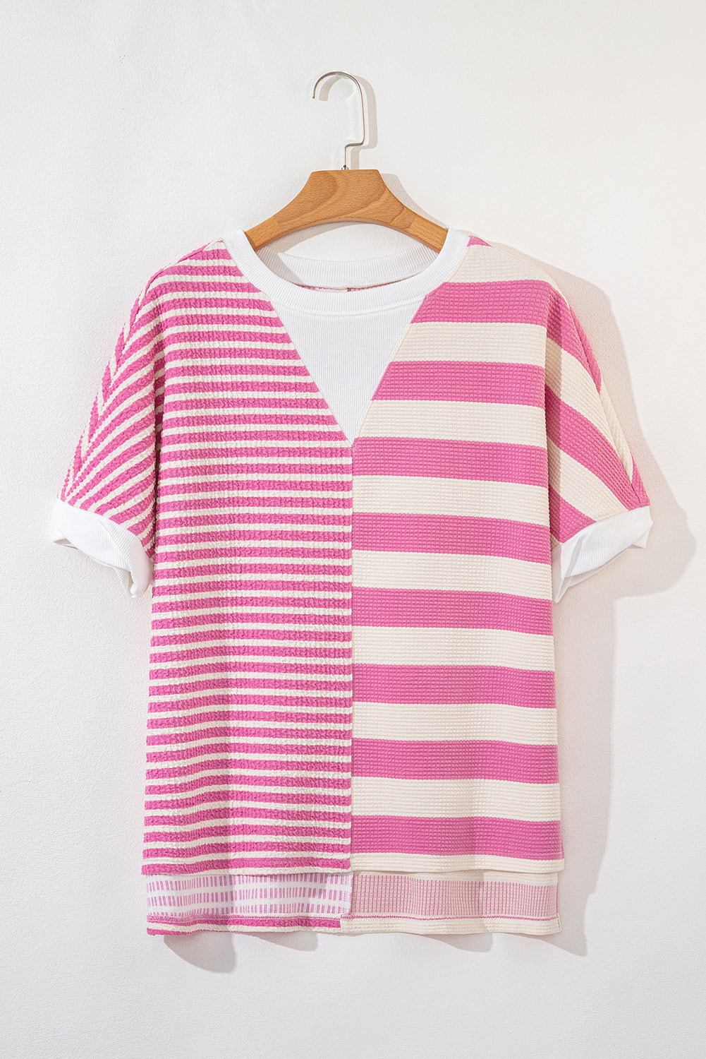 High-Low Striped Round Neck Short Sleeve T-ShirtFeatures: High-Low
Sheer: Opaque
Stretch: Slightly stretchy
Material composition: 68% polyester, 20% cotton, 8% viscose, 4% elastane
Care instructions: Machine wash High-Low Striped Round Neck Short SleeveHigh-Low Striped Round Neck Short Sleeve