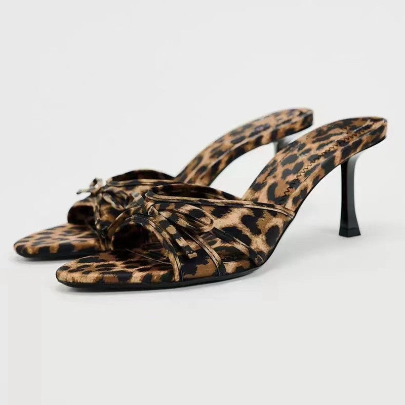 Bow Leopard Kitten Heel SandalsHeel height: Mid heels
Material: Elastomer, Pu
Imported
Product Measurements (Measurements by inches) &amp; Size Conversion

Size
Foot length


35(US4)
8.8


36(US5)Bow Leopard Kitten Heel SandalsShoesBow Leopard Kitten Heel Sandals