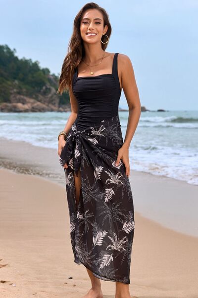 Square Neck Printed One-Piece Swimwear and Cover Up Swim SetFeatures: Ruched
Number of pieces: Two-piece
Chest pad: Removable padding
Underwire: No underwire
Stretch: Stretchy
Material composition: 80% polyamide, 20% elastaneSquare Neck PrintedSquare Neck Printed