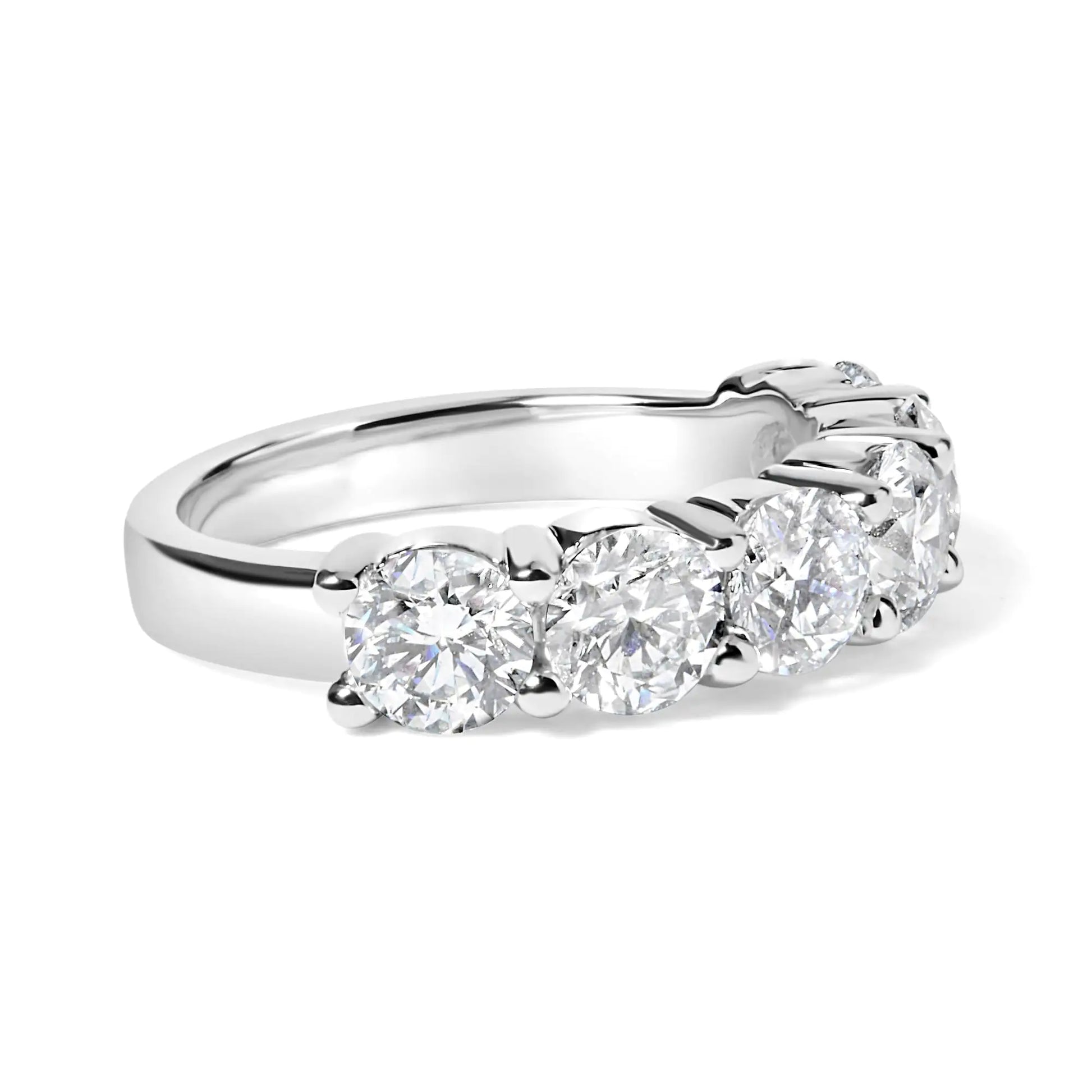 14K White Gold 3.0 Cttw Lab-Grown Diamond Shared Prong Set 6 Stone BanCelebrate love's eternal dance with this exquisite ring, a fusion of tradition and innovation. Six dazzling lab-grown diamonds, each a brilliant round cut, shine wit14K White Gold 3.0Rings14K White Gold 3.0