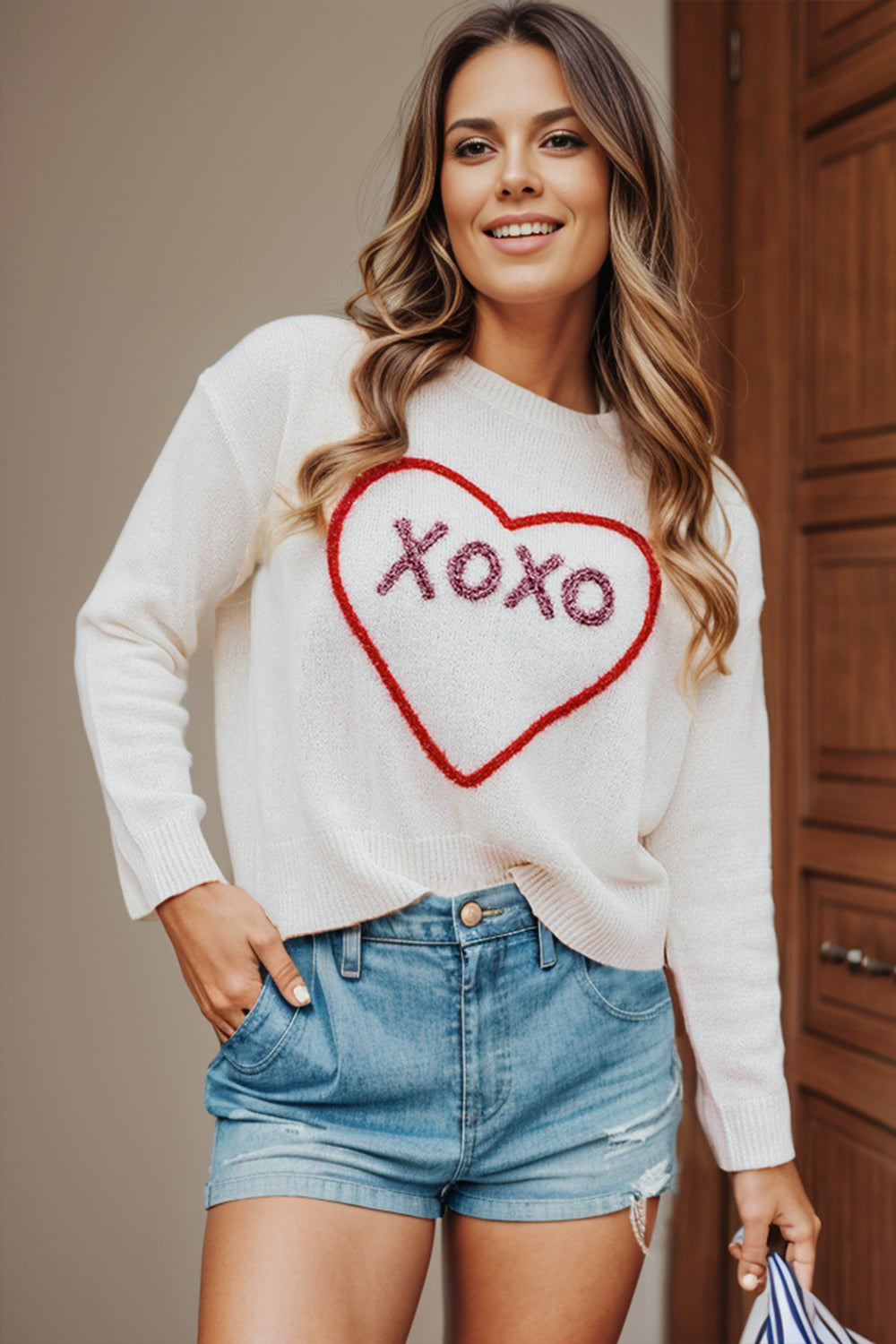 XOXO Round Neck Drop Shoulder SweaterFeatures: Basic style
Stretch: Slightly stretchy
Material composition: 55% acrylic, 45% rayon
Care instructions: Machine wash cold. Tumble dry low.
Imported
Product XOXO Round Neck Drop Shoulder SweaterXOXO Round Neck Drop Shoulder Sweater