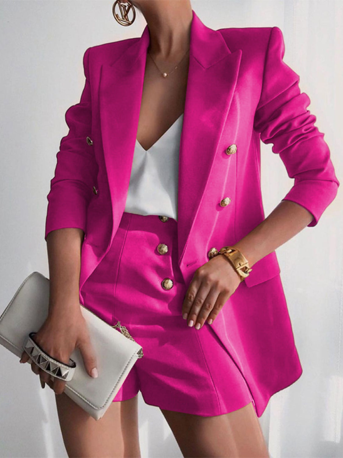 Lapel Collar Long Sleeve Blazer and Shorts SetFeatures: Decorative Button
Number of pieces: Two-piece
Stretch: Slightly stretchy
Material composition: 95% polyester, 5% elatane
Care instructions: Machine wash coLapel Collar Long Sleeve BlazerCoatsLapel Collar Long Sleeve Blazer