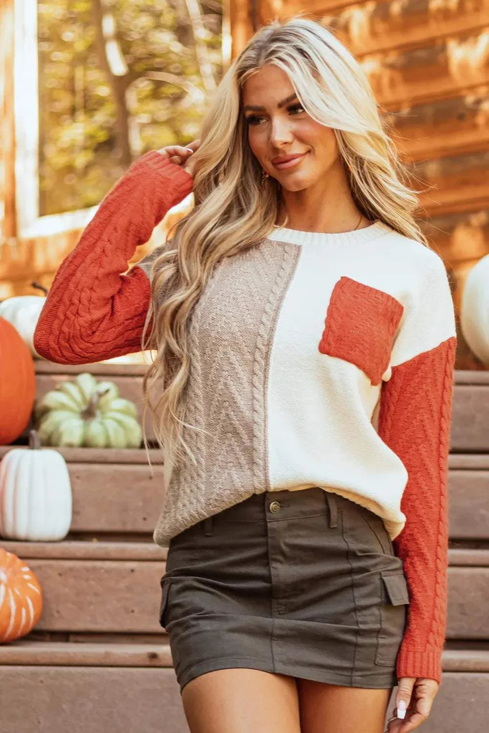 Color Block Round Neck Long Sleeve SweaterFeatures: Pocketed
Stretch: Slightly stretchy
Material composition: 65% acrylic, 35% polyamide
Care instructions: Machine wash cold. Tumble dry low.
Imported
ProductColor Block Round Neck Long Sleeve SweaterColor Block Round Neck Long Sleeve Sweater