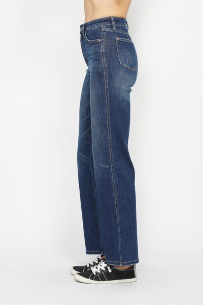 Judy Blue Full Size High Waist Tummy Control JeansHigh Waist Tummy Control Jeans are designed to flatter your figure and give you a sleek silhouette. They feature a high waistband that smooths and shapes your tummy Judy Blue Full Size High Waist Tummy Control JeansJudy Blue Full Size High Waist Tummy Control Jeans