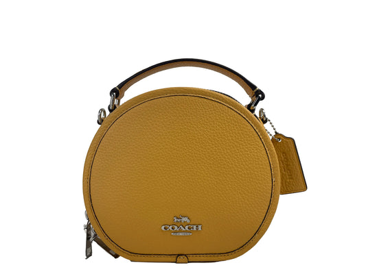 Coach (CO987) Canteen Crossbody Bag PurseCoach Canteen Crossbody Bag – Stylish and CompactAdd a touch of charm to your look with the Coach Canteen Crossbody Bag. This uniquely designed purse features a circCoach CO987 Canteen Crossbody Bag PurseCoach CO987 Canteen Crossbody Bag Purse