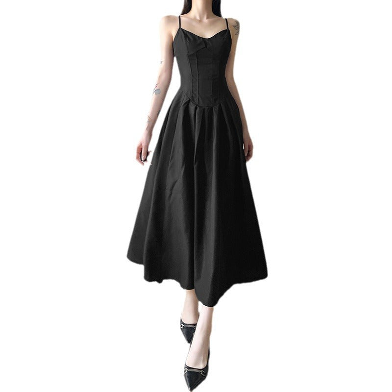 Split Waist Slimming Slip V-neck Backless DressProduct information:
 
 Skirt type: suspender skirt
 
 Color: Black
 
 Waist type: high waist
 
 Size: S,M,L
 
 Skirt length: long skirt
 
 Sleeve type: sleeveless
 Split Waist Slimming SlipSplit Waist Slimming Slip