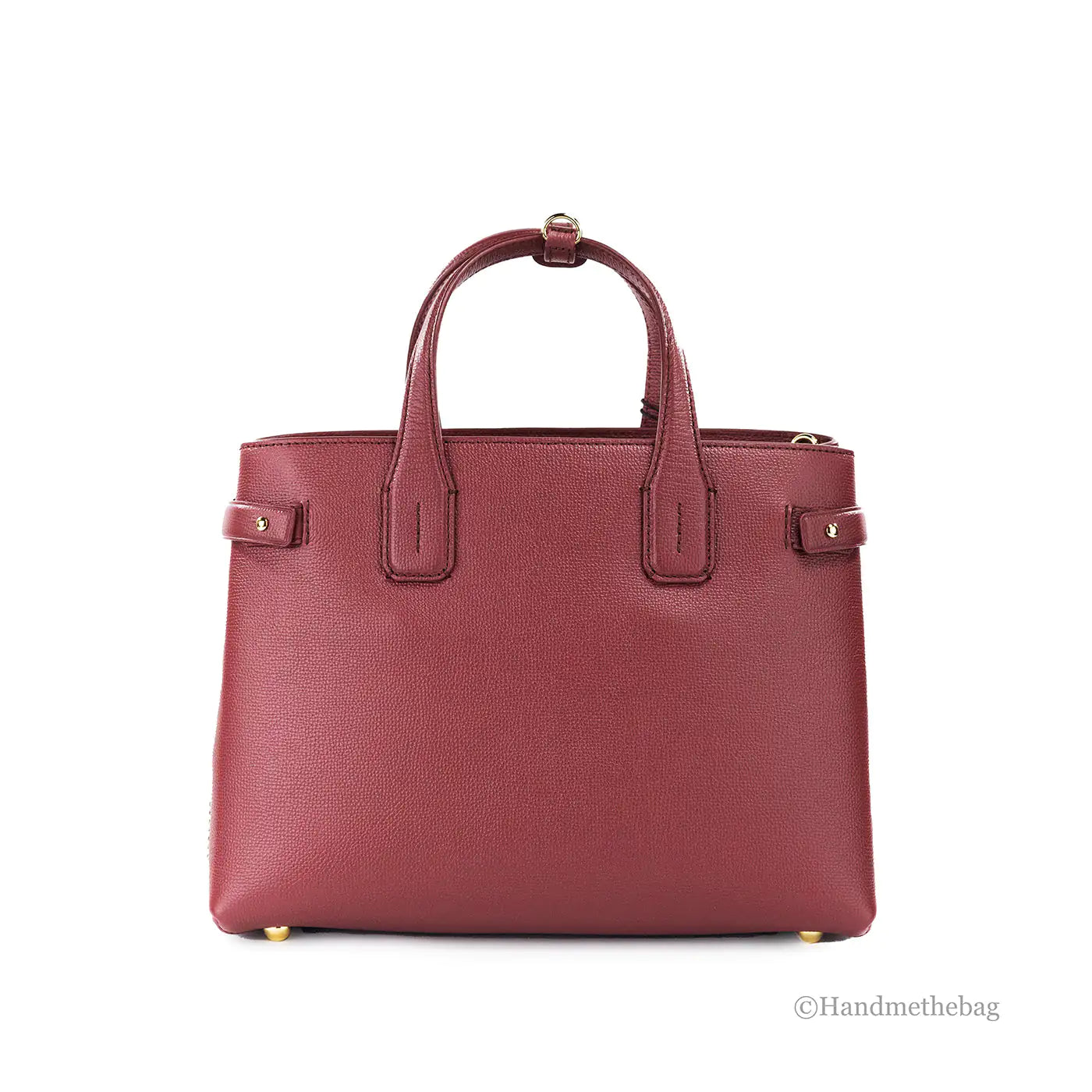 Burberry Banner Medium Crimson Leather Tote BagStyle: Burberry Banner Medium Crimson Tote Crossbody Bag
Material: Grainy Leather 
Features: Adjustable/Detachable Crossbody Strap, Inner Zip and Slip Pockets, CenteBurberry Banner Medium Crimson Leather Tote BagBurberry Banner Medium Crimson Leather Tote Bag