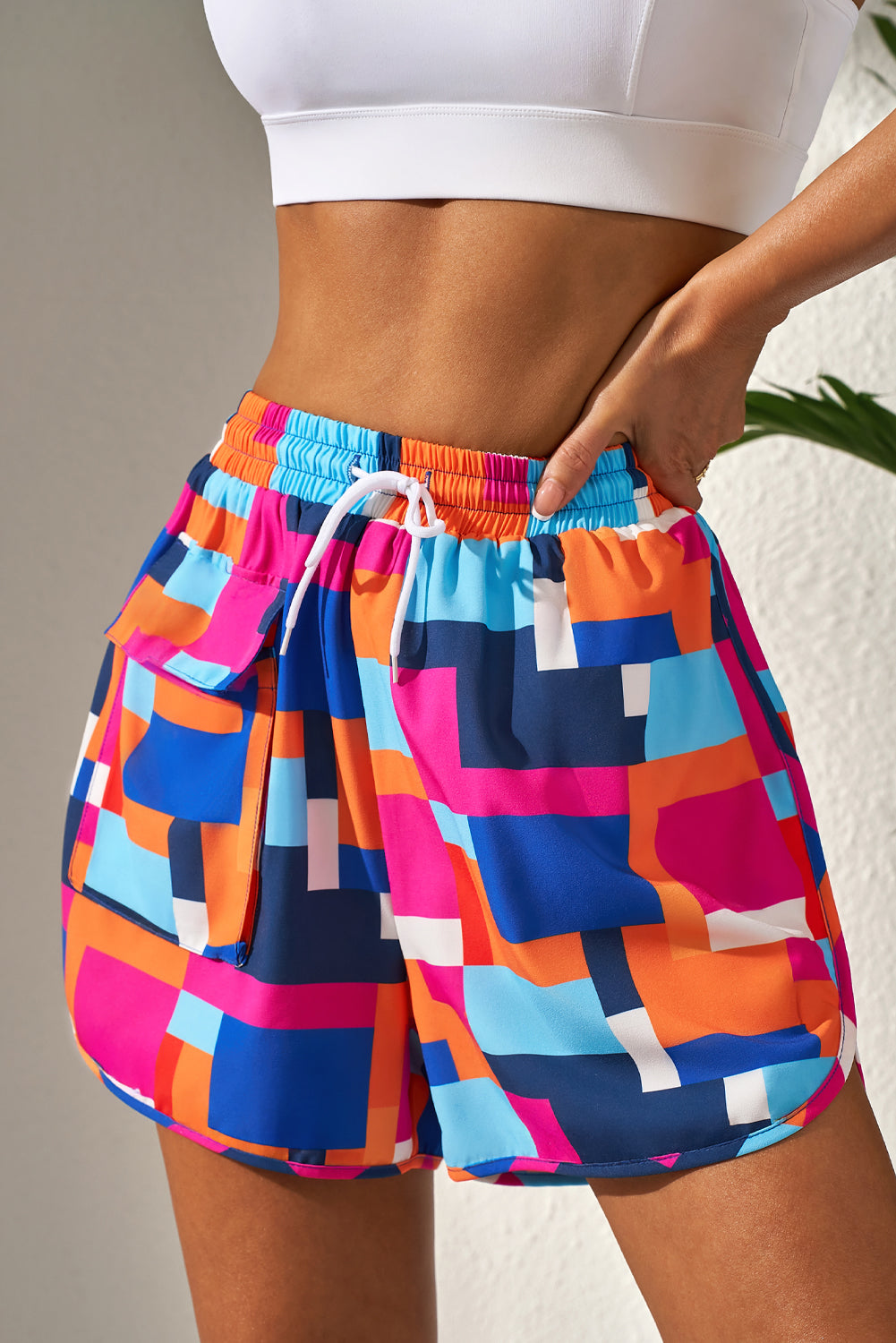 Rose Geometric Printed Drawstring Waist Beach Shorts with Pockets