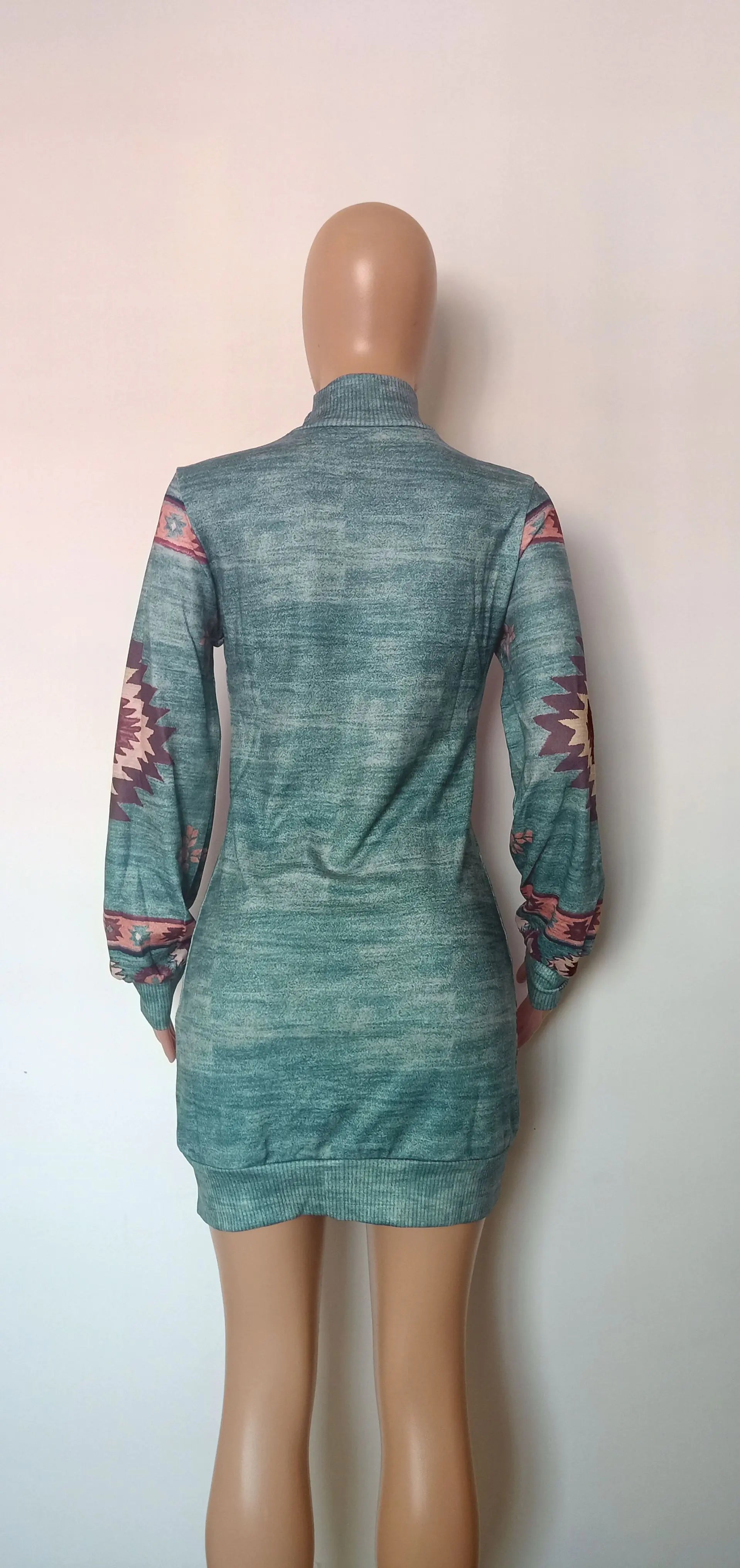 Bohemian Print Mini Dress for Women - Long Sleeve, Skinny Fit, Casual,Summer Elegance Collection – Where Style Meets Comfort

Step into summer with our versatile Summer Elegance Collection, designed to combine elegance, comfort, and stWomen - Long Sleeve Skinny Fit CasualDressesWomen - Long Sleeve Skinny Fit Casual