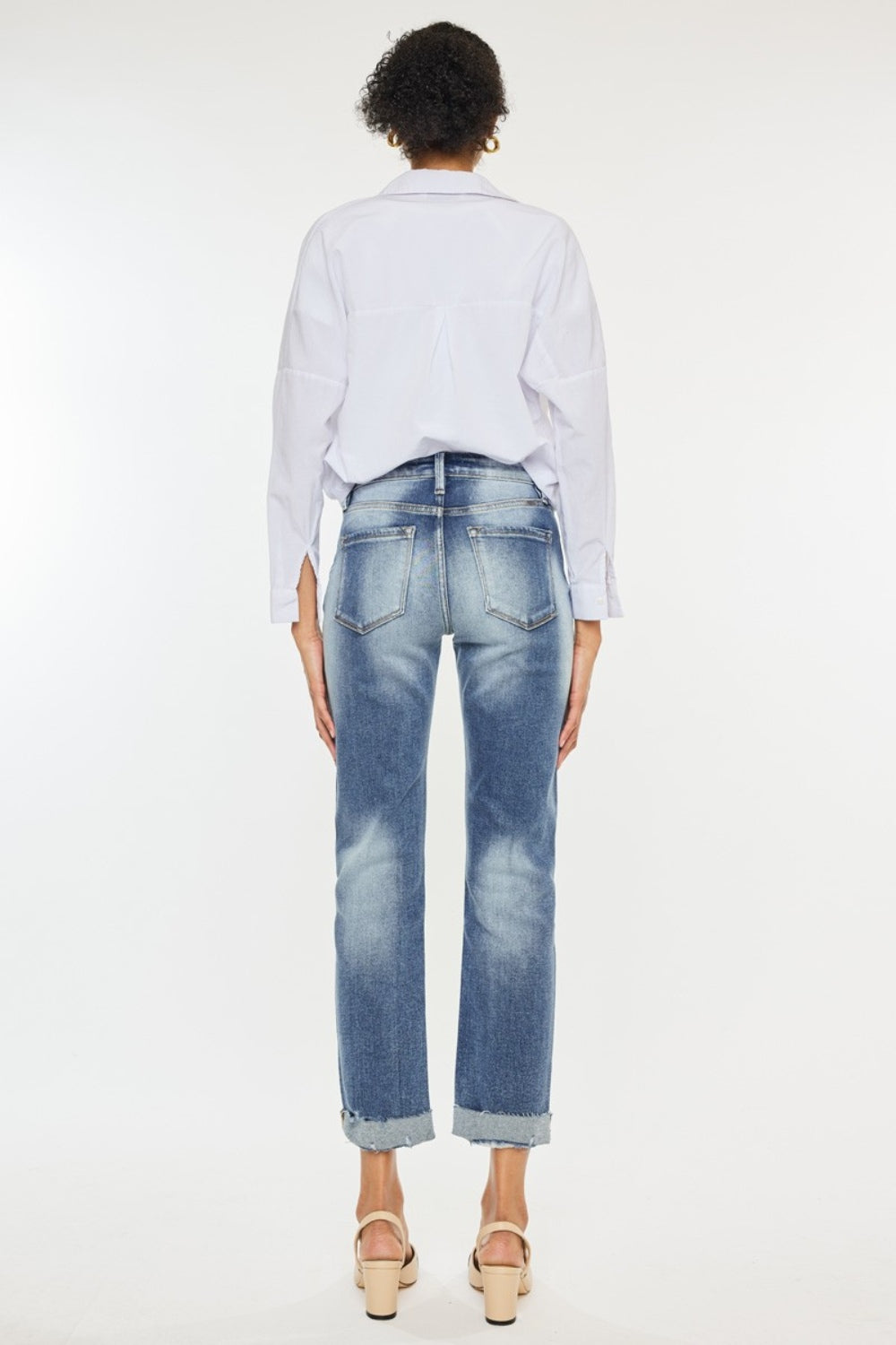 Kancan High Rise Cuffed Straight JeansHigh Rise Cuffed Straight Jeans are a timeless and versatile addition to your denim collection. Featuring a flattering high-rise waist and a classic straight leg silKancan High Rise Cuffed Straight JeansKancan High Rise Cuffed Straight Jeans