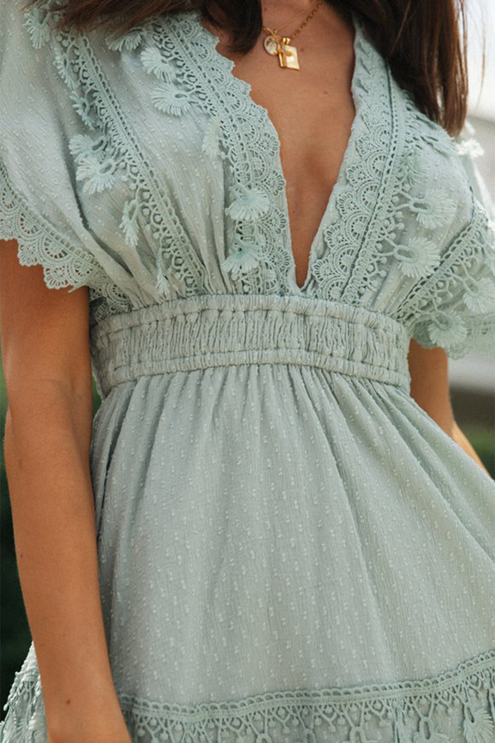 Lace Detail Plunge Short Sleeve Mini DressTip: The bust size is body reference size
Features: Tied, Lace Detail
Sheer: Opaque
Stretch: No stretch
Body: Not lined
Material composition: 100% cotton
Care instruLace Detail Plunge Short Sleeve Mini DressLace Detail Plunge Short Sleeve Mini Dress