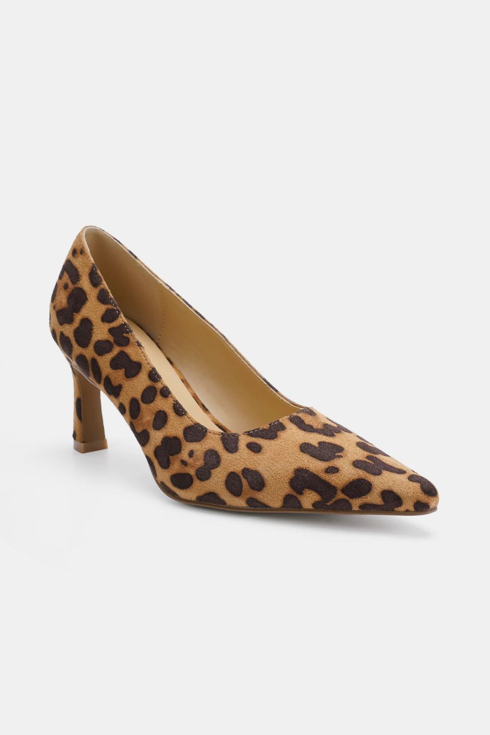 Beast Fashion Faux Suede Leopard Point Toe PumpsFaux Suede Leopard Point Toe Pumps are a fierce and stylish footwear choice. These pumps feature a faux suede material with a leopard print design, adding a bold andBeast Fashion Faux Suede Leopard Point Toe PumpsBeast Fashion Faux Suede Leopard Point Toe Pumps