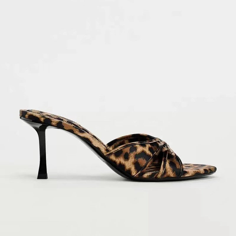 Bow Leopard Kitten Heel SandalsHeel height: Mid heels
Material: Elastomer, Pu
Imported
Product Measurements (Measurements by inches) &amp; Size Conversion

Size
Foot length


35(US4)
8.8


36(US5)Bow Leopard Kitten Heel SandalsShoesBow Leopard Kitten Heel Sandals