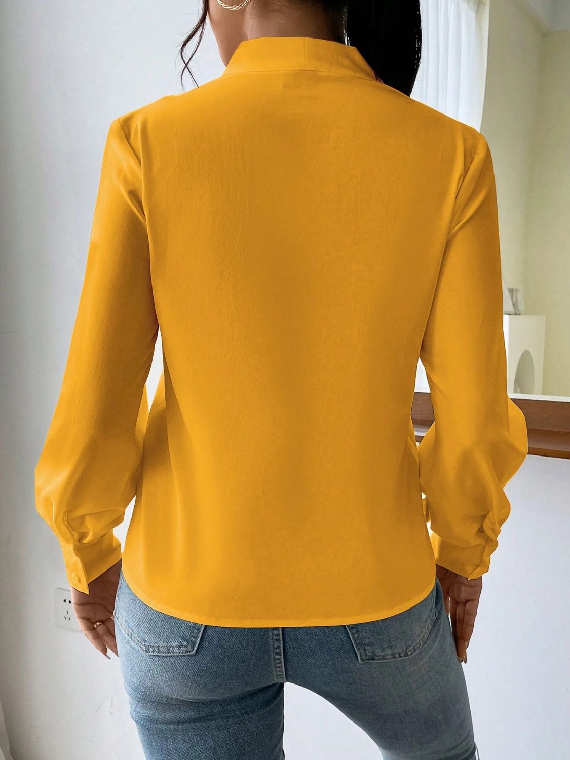 V Neck Long Sleeve TopFeatures: Basic style
Sheer: Opaque
Stretch: No stretch
Material composition: 100% polyester
Care instructions: Machine wash cold. Tumble dry low.
Imported
Product MNeck Long Sleeve TopTee ShirtNeck Long Sleeve Top