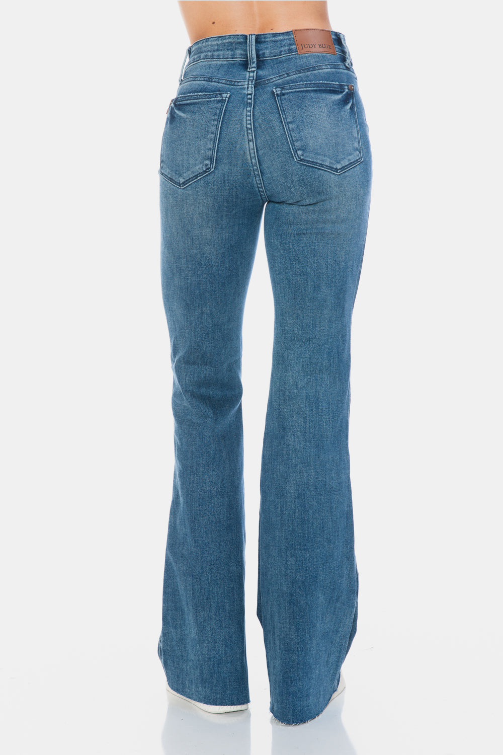 Judy Blue Full Size Tummy Control Cut Hem Flare JeansThe MR Tummy Control Vintage Wash Cut Hem Flare is a stylish and flattering pair of jeans. With its tummy control feature, it helps create a streamlined silhouette. Judy Blue Full Size Tummy Control Cut Hem Flare JeansPantsJudy Blue Full Size Tummy Control Cut Hem Flare Jeans