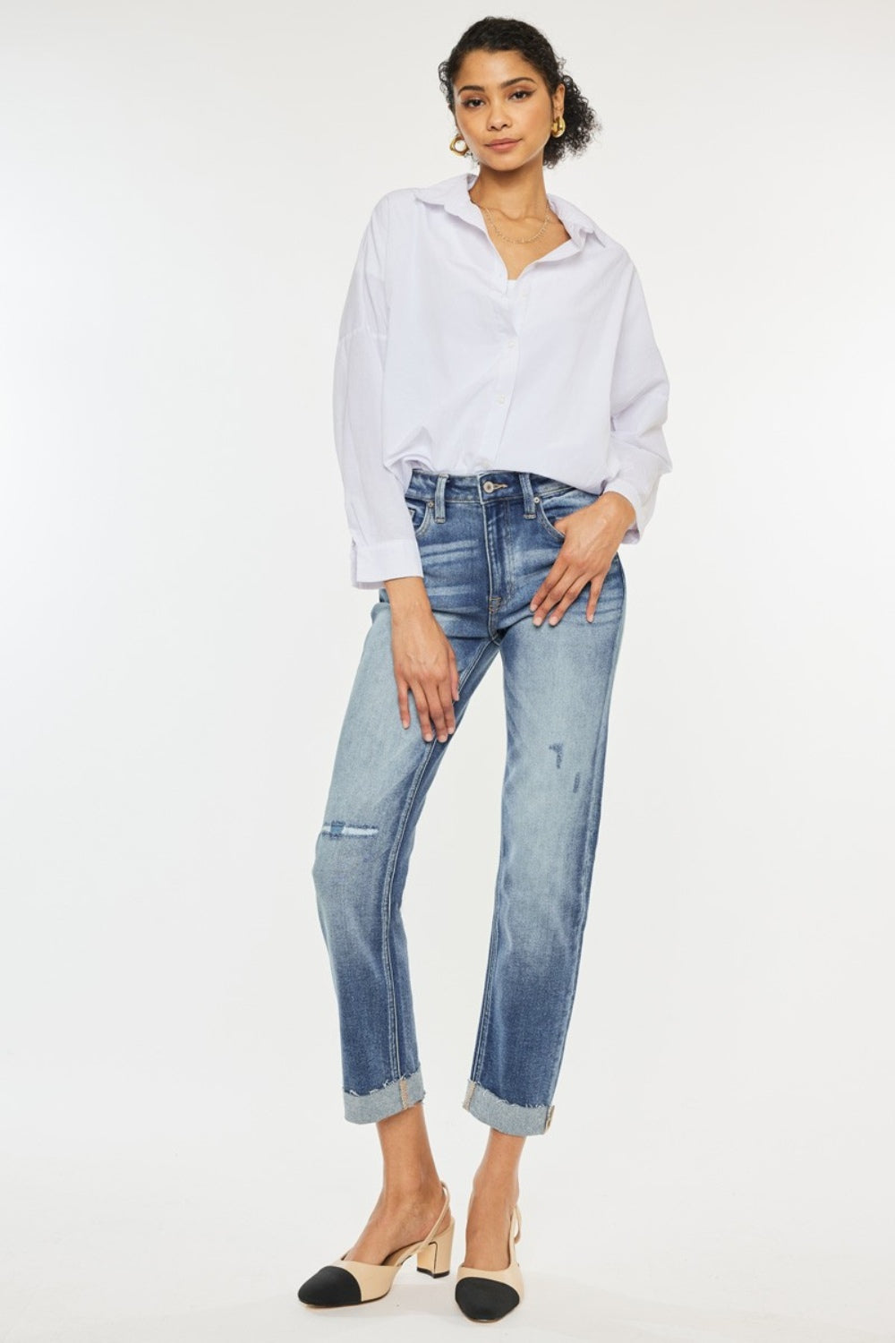 Kancan High Rise Cuffed Straight JeansHigh Rise Cuffed Straight Jeans are a timeless and versatile addition to your denim collection. Featuring a flattering high-rise waist and a classic straight leg silKancan High Rise Cuffed Straight JeansKancan High Rise Cuffed Straight Jeans