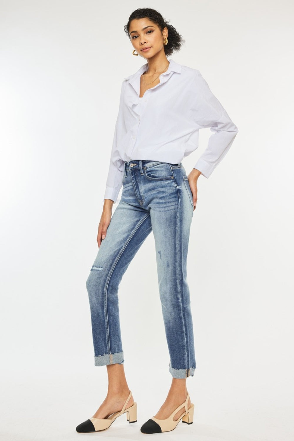 Kancan High Rise Cuffed Straight JeansHigh Rise Cuffed Straight Jeans are a timeless and versatile addition to your denim collection. Featuring a flattering high-rise waist and a classic straight leg silKancan High Rise Cuffed Straight JeansKancan High Rise Cuffed Straight Jeans