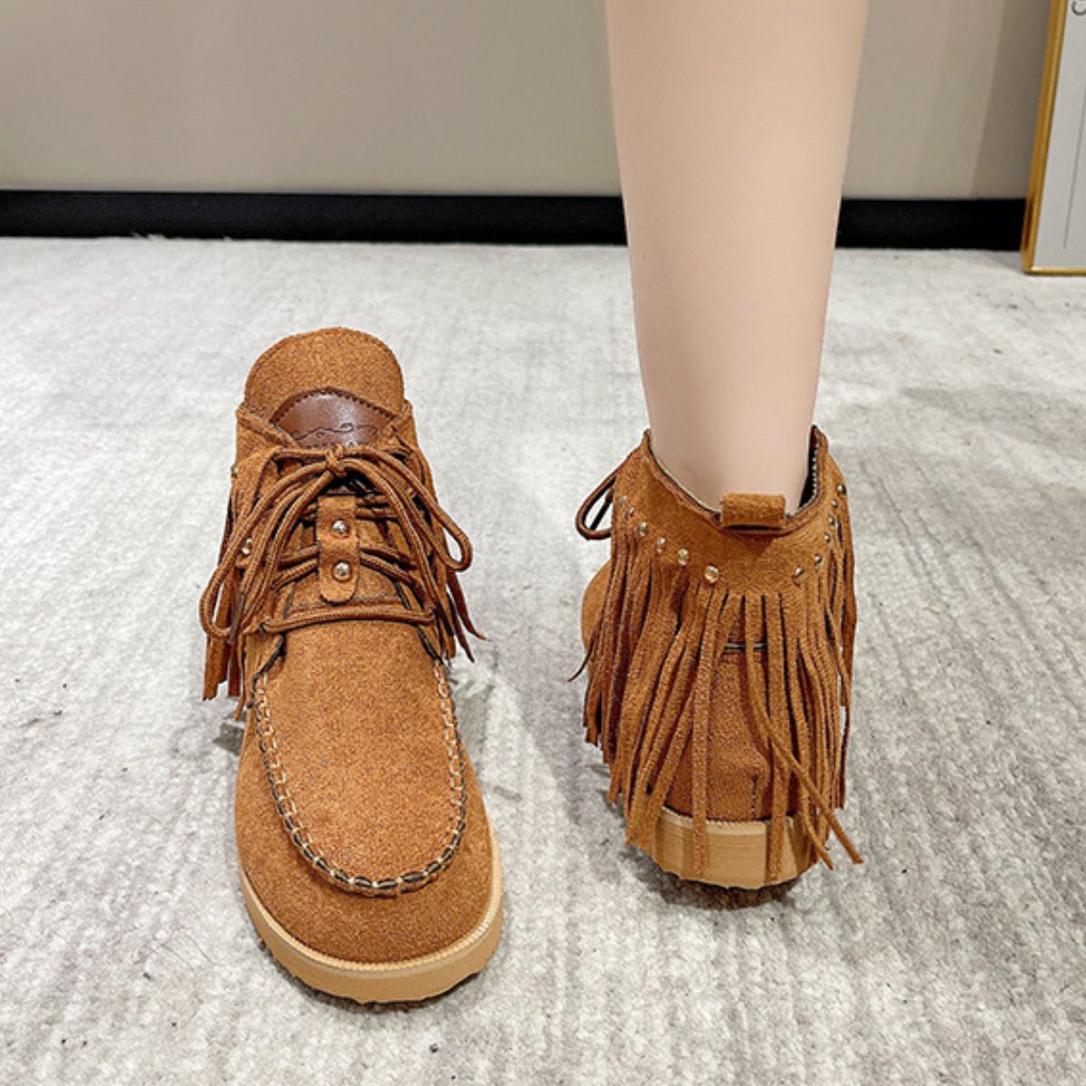 Fringe Studded Round Toe Canvas BootsIncludes: Box not included
Heel height: Flats
Material: Canvas, Rubber
Imported
Product Measurements (Measurements by inches) &amp; Size Conversion

Size
Foot lengthFringe Studded Round Toe Canvas BootsFringe Studded Round Toe Canvas Boots