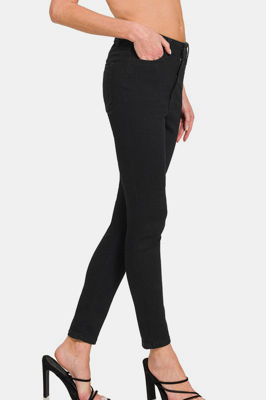 Zenana High Rise Skinny Jeans with PocketsThese high-waisted skinny jeans have a unique design and functional pockets that make it easy to wear them with a variety of tops. Slim-fit tailoring reveals curves,Zenana High Rise Skinny JeansZenana High Rise Skinny Jeans