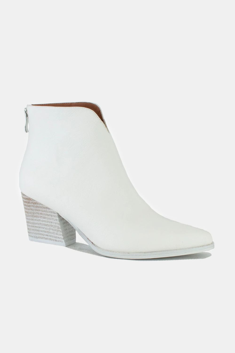 Leather Block Heel Boots with Back ZippersPU leather block heel boots with back zippers are a stylish and versatile choice for adding a touch of edge to your outfit. The PU leather material offers a sleek anLeather Block Heel BootsLeather Block Heel Boots