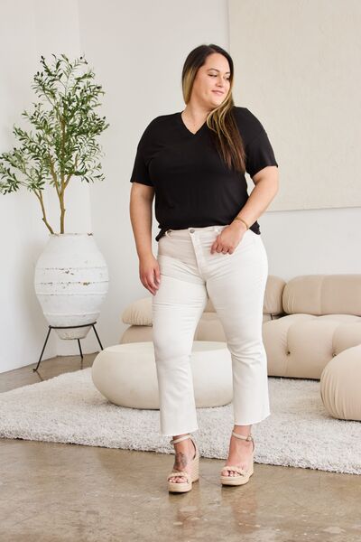 RFM Mini Mia Full Size Tummy Control High Waist Raw Hem JeansThe high-waisted jeans can help shape the perfect waistline. The original hem design adds a sense of style, showing personality and fashion taste. Comfortable denim judy blue tummy control jeansjudy blue tummy control jeans