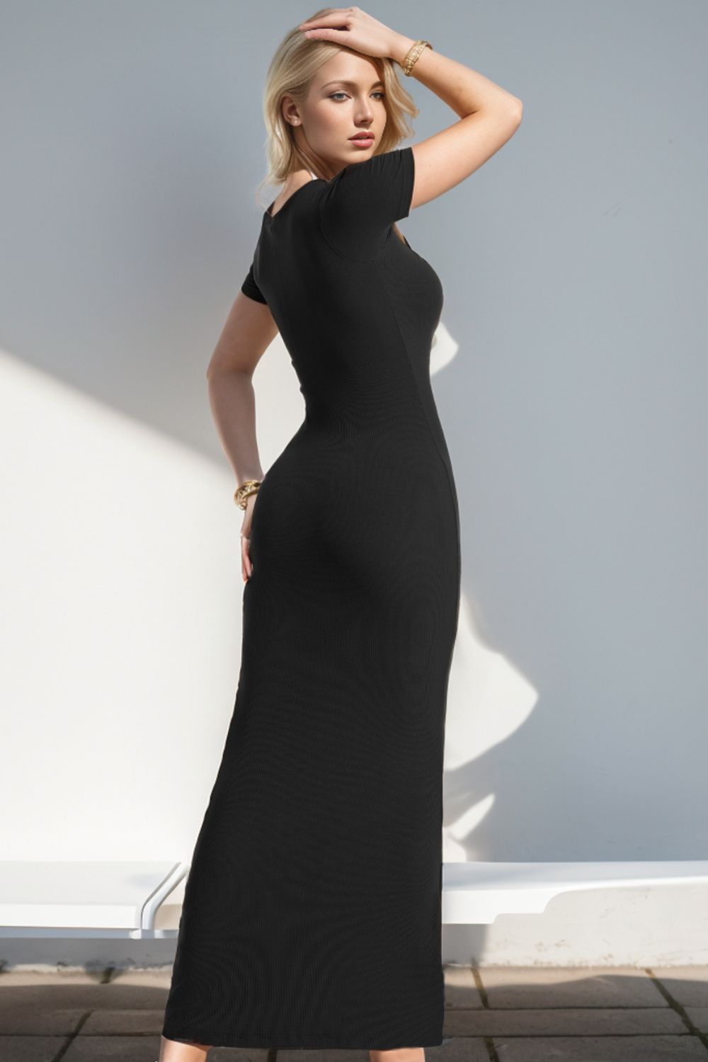 Basic Bae Built-In Shapewear Square Neck Short Sleeve Maxi DressElegant Basic Bae Built-In Shapewear Square Neck Short Sleeve Maxi Dress – Flawless Fit &amp; Comfort
Step into effortless elegance with the Basic Bae built-in shapeShapewear Square Neck Short Sleeve Maxi DressShapewear Square Neck Short Sleeve Maxi Dress