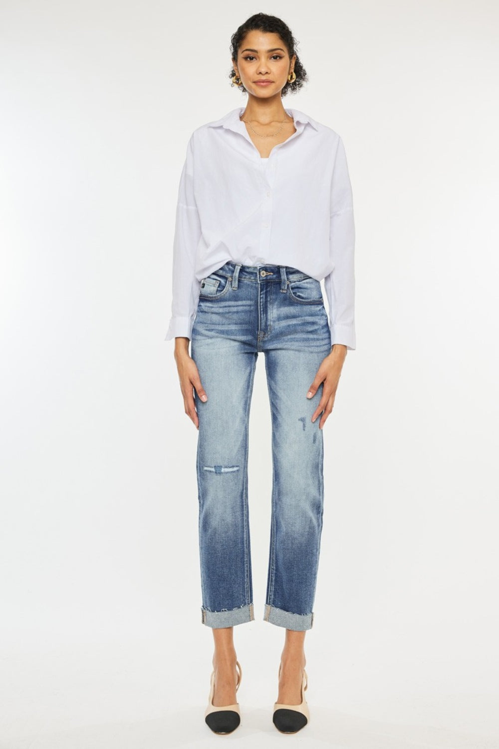 Kancan High Rise Cuffed Straight JeansHigh Rise Cuffed Straight Jeans are a timeless and versatile addition to your denim collection. Featuring a flattering high-rise waist and a classic straight leg silKancan High Rise Cuffed Straight JeansKancan High Rise Cuffed Straight Jeans