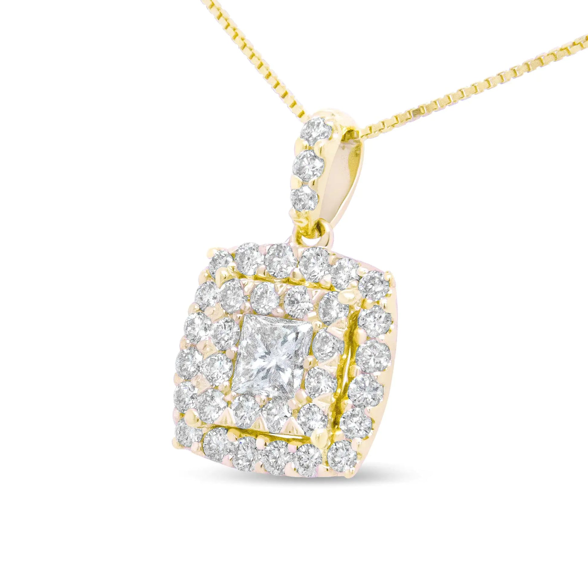 14K Yellow Gold 1/2 Cttw Round and Princess-Cut Diamond Double Halo 18This diamond pendant necklace is a shining addition to any wardrobe selection. Crafted in 14k yellow gold, this splendorous piece showcases a brilliant, princess-cut14K Yellow Gold 12 Cttw RoundNecklaces14K Yellow Gold 12 Cttw Round