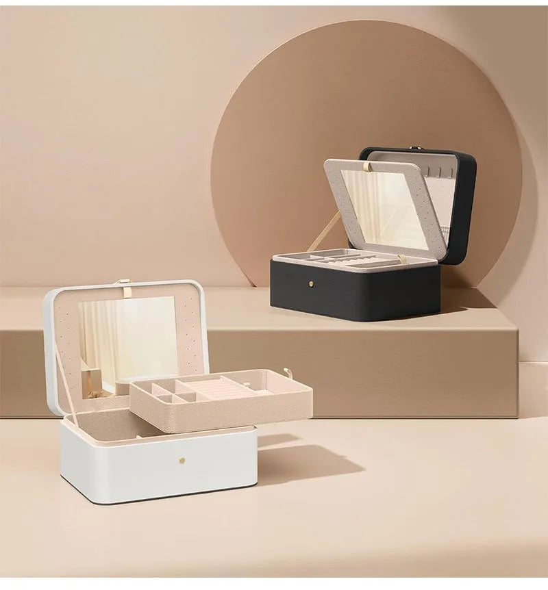 Clamshell Large Capacity Jewelry Box With Sandwich MirrorOrganize and Shine with the Clamshell Large Capacity Jewelry Box with Sandwich Mirror

Keep your jewelry collection beautifully organized and easily accessible with Clamshell Large Capacity Jewelry BoxJewelry BoxClamshell Large Capacity Jewelry Box