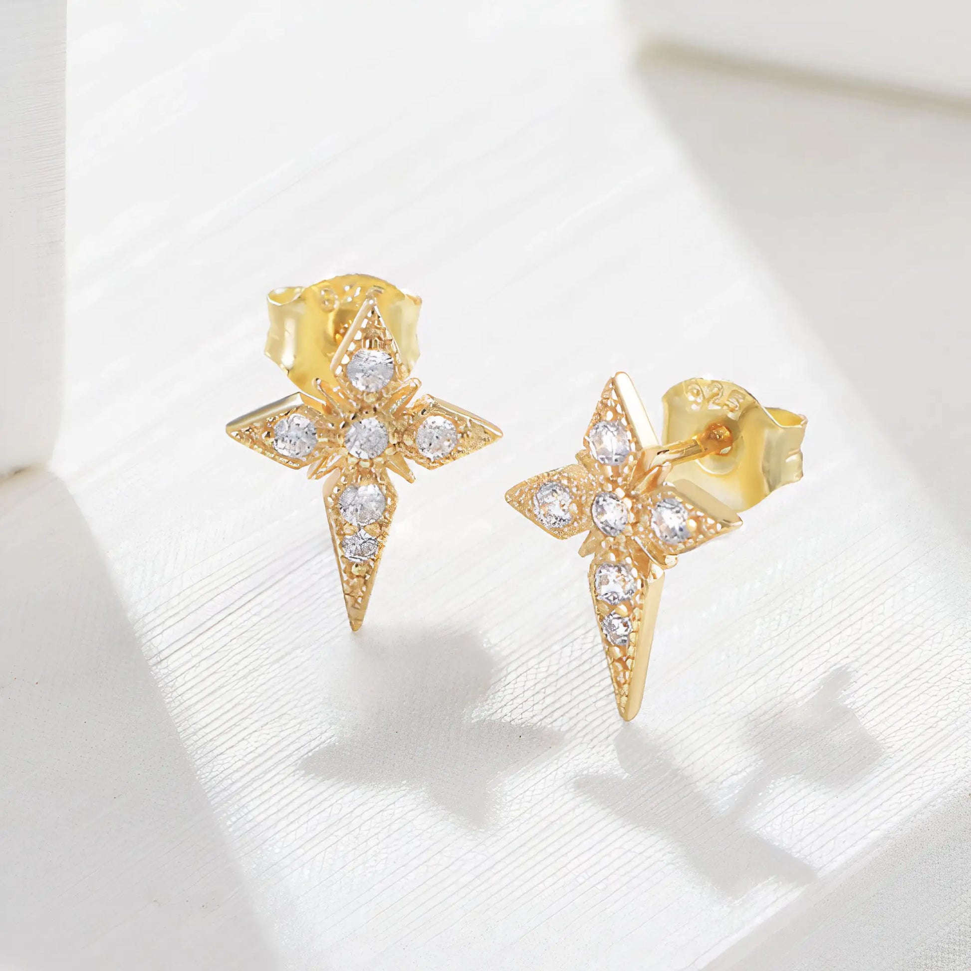 Alma EarringsThe Alma Earrings offer a perfect balance of elegance and contemporary design, making them a versatile addition to any jewelry collection. These stunning earrings arAlma EarringsEarringsAlma Earrings