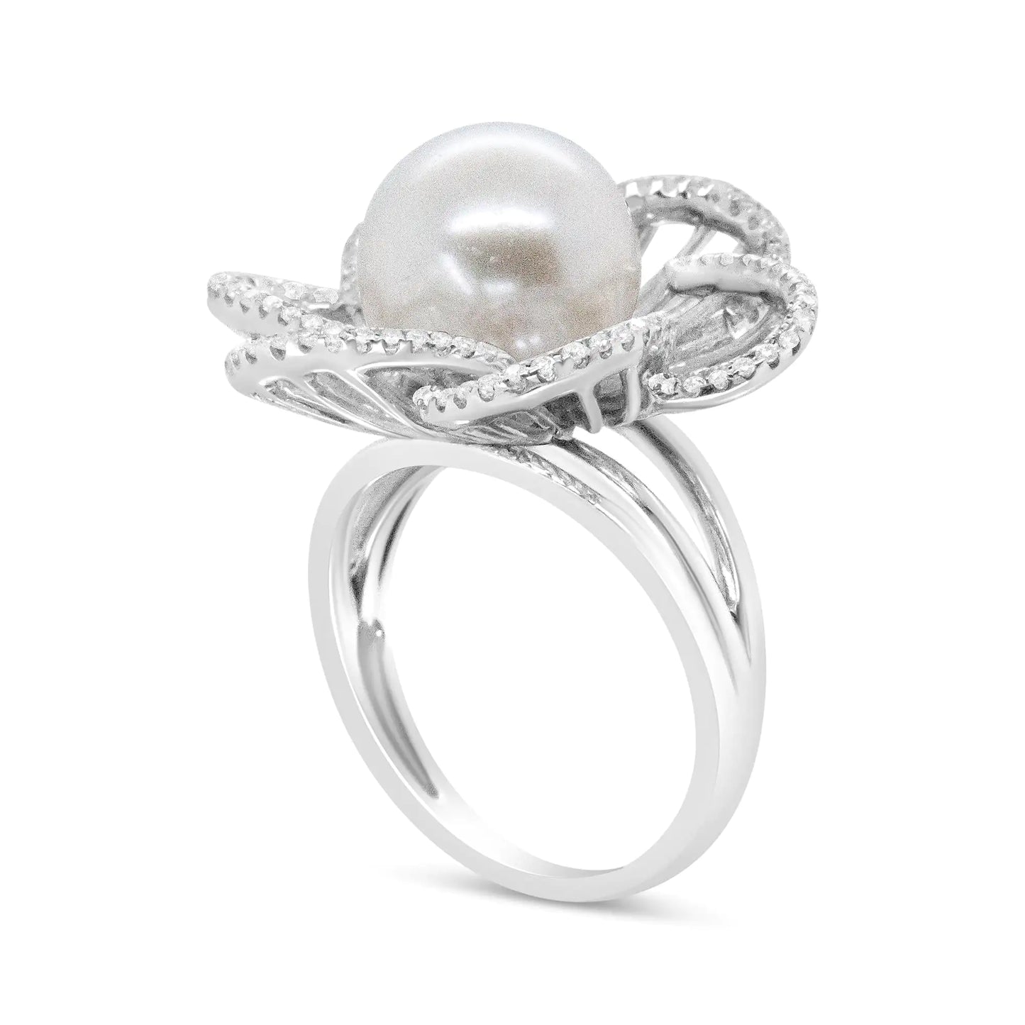 14K White Gold 11mm Round Pearl and 1/3 Cttw Round Diamond Openwork FlThe timeless style of this stunning 14k white gold ring will always be in season. In a floral motif, this ring features an elegant 11mm round pearl at its center. Th14K White Gold 11mm Round Pearl14K White Gold 11mm Round Pearl